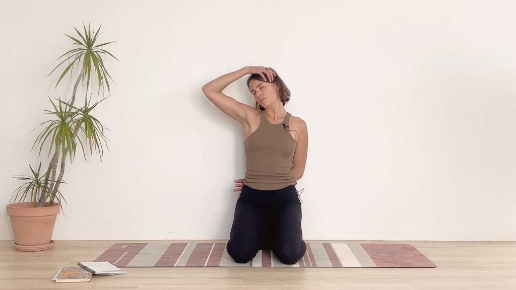 Vee Slow Flow yoga class cover image